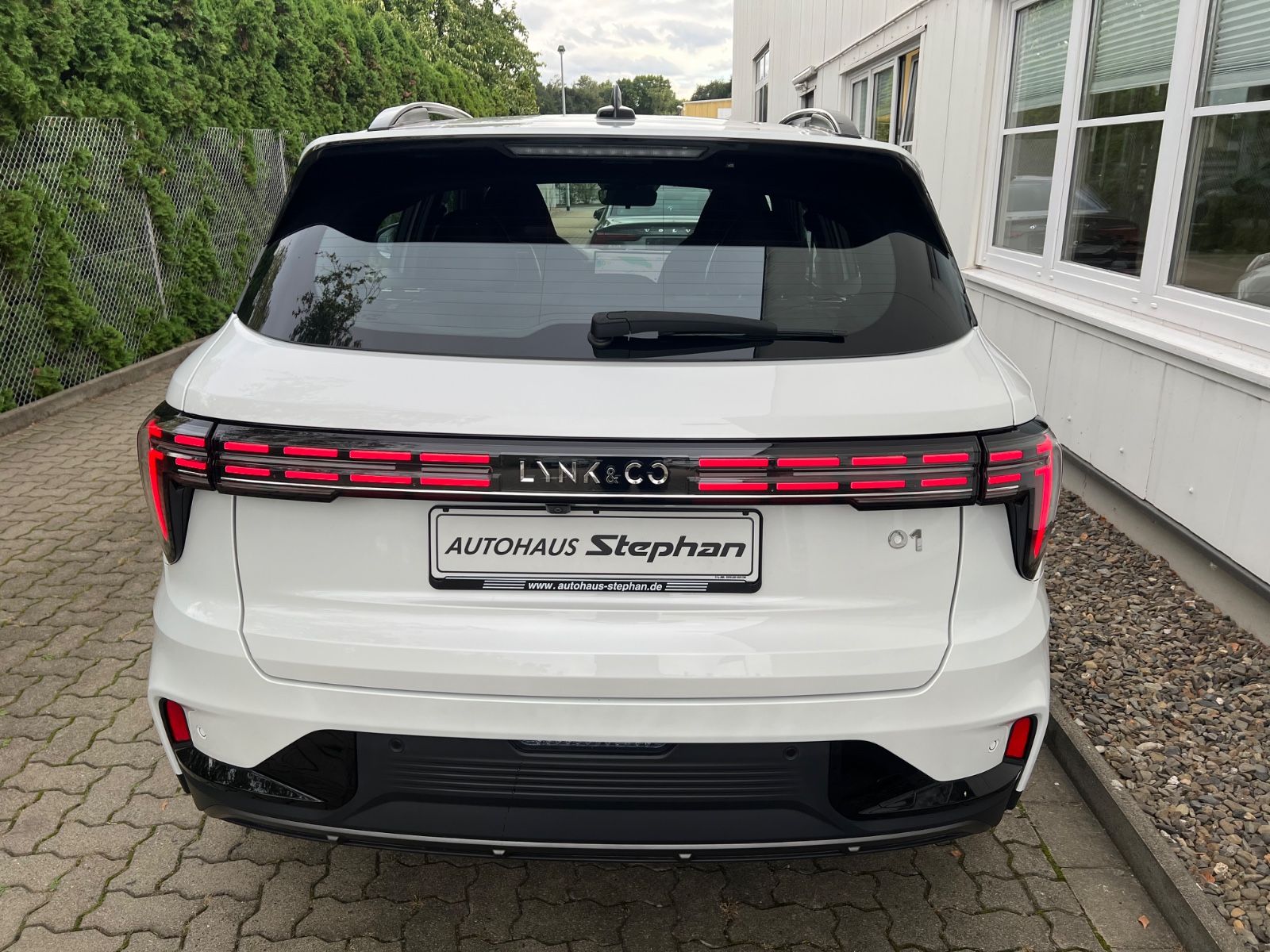 Lynk & Co 01