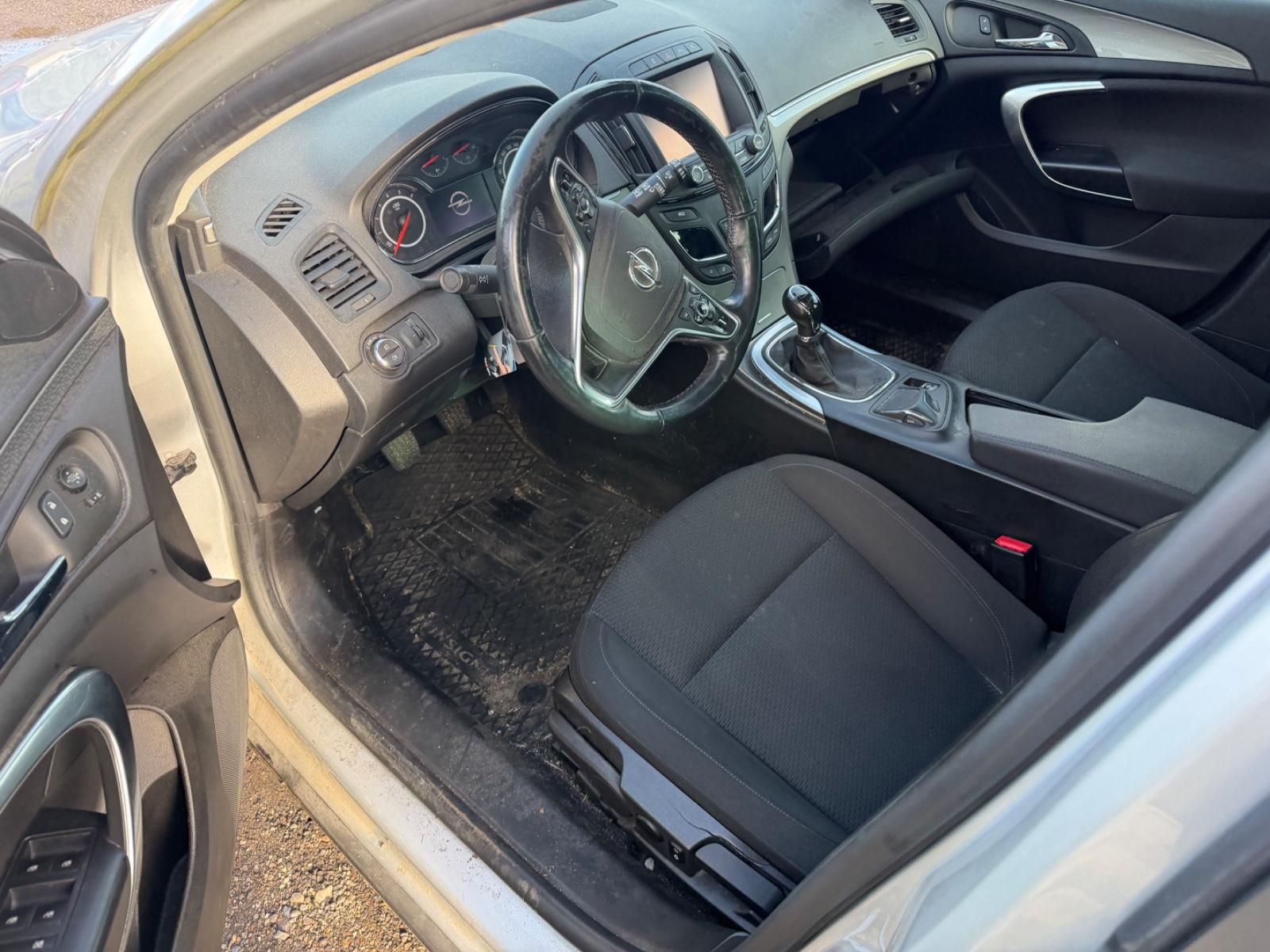 Opel Insignia 2015 — photo 9
