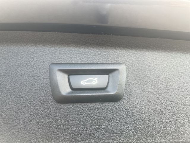 Fahrzeugabbildung BMW 218 Active Tourer i Luxury Line Autom. Navi, Sit