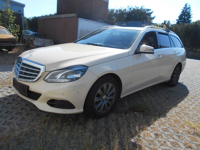 Mercedes-Benz E 200 E -Klasse T-Modell E 200 BlueTec