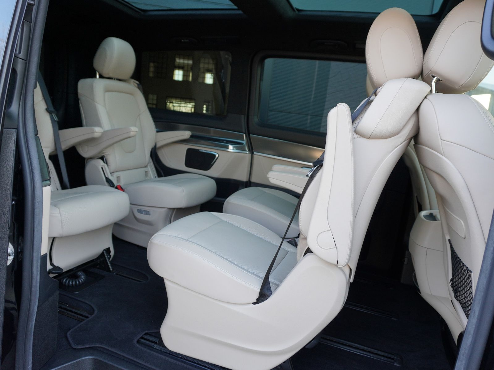 Fahrzeugabbildung Mercedes-Benz V 250 d EXCLUSIVE EDITION