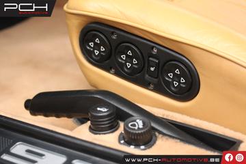 1988 Porsche 928 照片 9