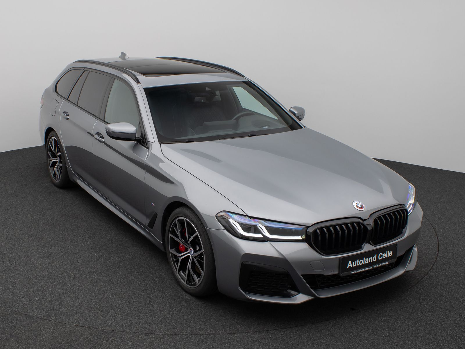Fahrzeugabbildung BMW 540d xD M SportPro Panoram Kamera Laser HUD HiFi