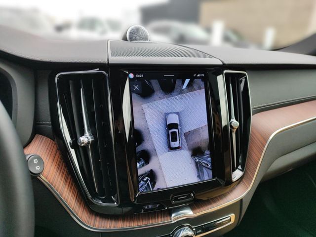 VOLVO XC 60 (Bild 20 von Array)