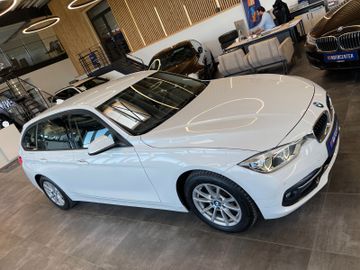 BMW 320 d Touring Sport Line *LED*NAVI*PDC*SZHZ*