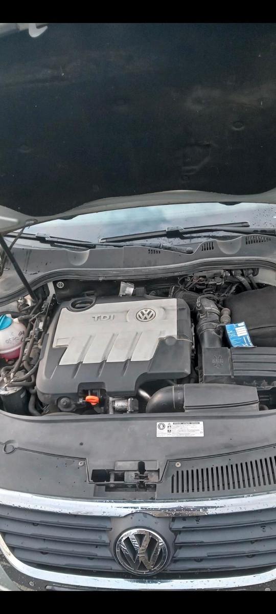Volkswagen Passat 2010 — photo 8