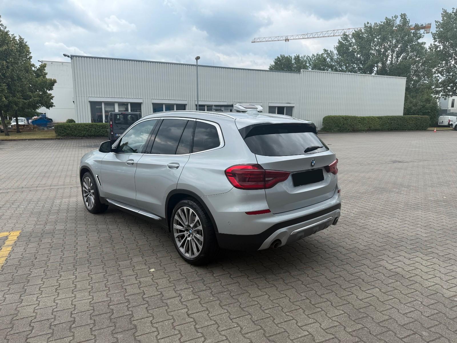 BMW X3 xDrive 30i Luxury Line Key-Less-Go Pano Leder, миниатюра 3