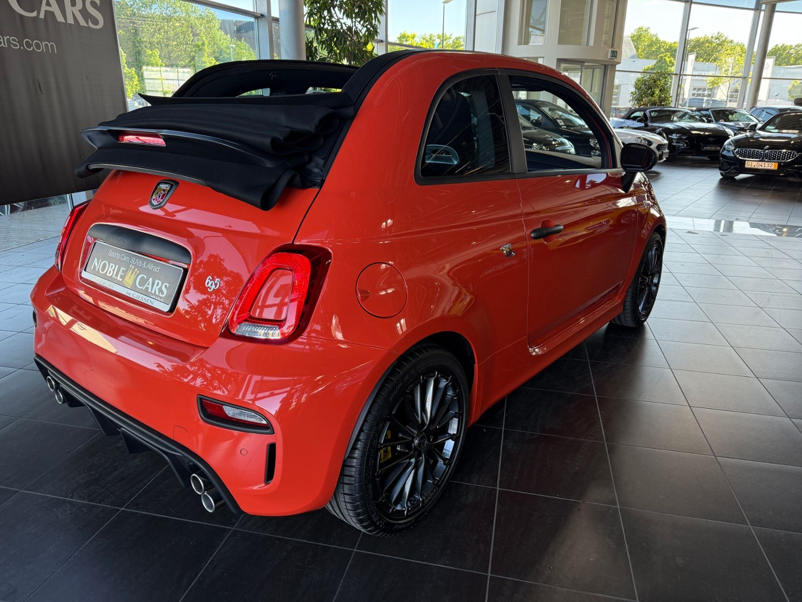 Fahrzeugabbildung Abarth 695C Aut. CarPlay ALU