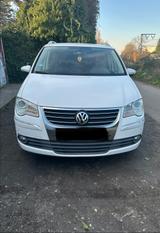 Volkswagen Touran 2.0 TDI 170 PS 7 Sitz DPF Highline 2 Hand - Volkswagen Touran: TDI 170 Ps