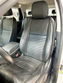 Land-Rover Discovery Sport - 12