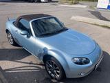 Mazda MX-5 Niseko 2.0 MZR Niseko - Mazda MX-5 mit Benzin-Antrieb: Niseko