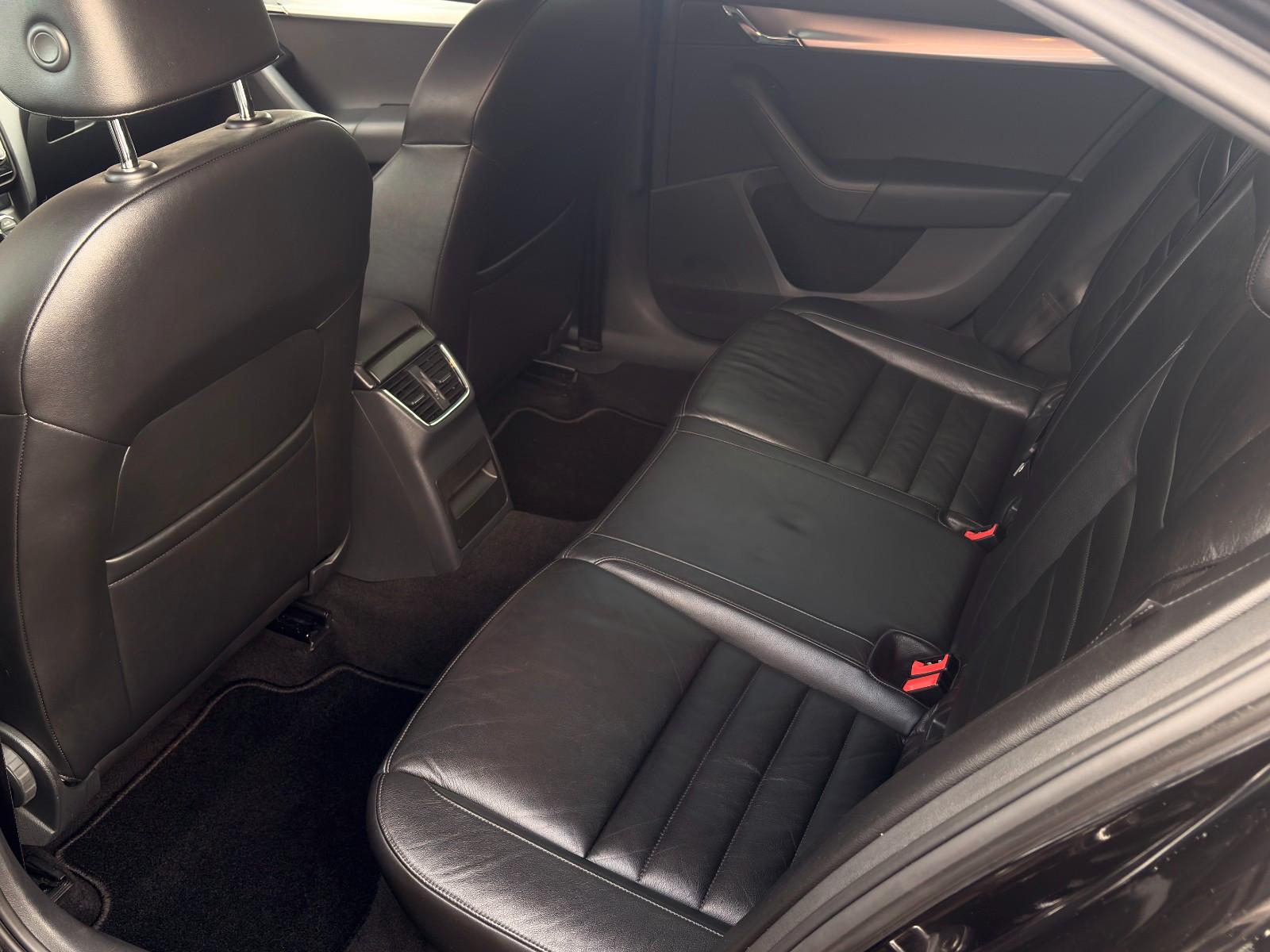 Skoda Octavia 2.0 TDI, Aut., Leder, Xenon, Service neu