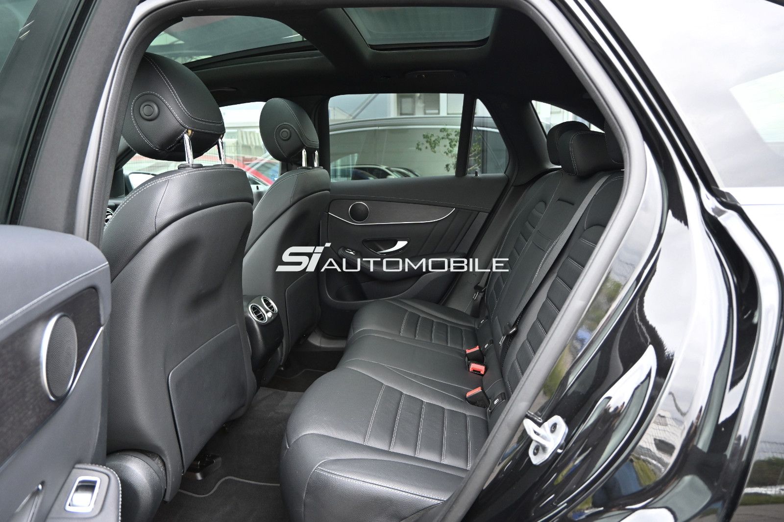 Fahrzeugabbildung Mercedes-Benz GLC 300 d 4M. AMG °ACC°AHK°LEDER°PANO°8FACH°360°