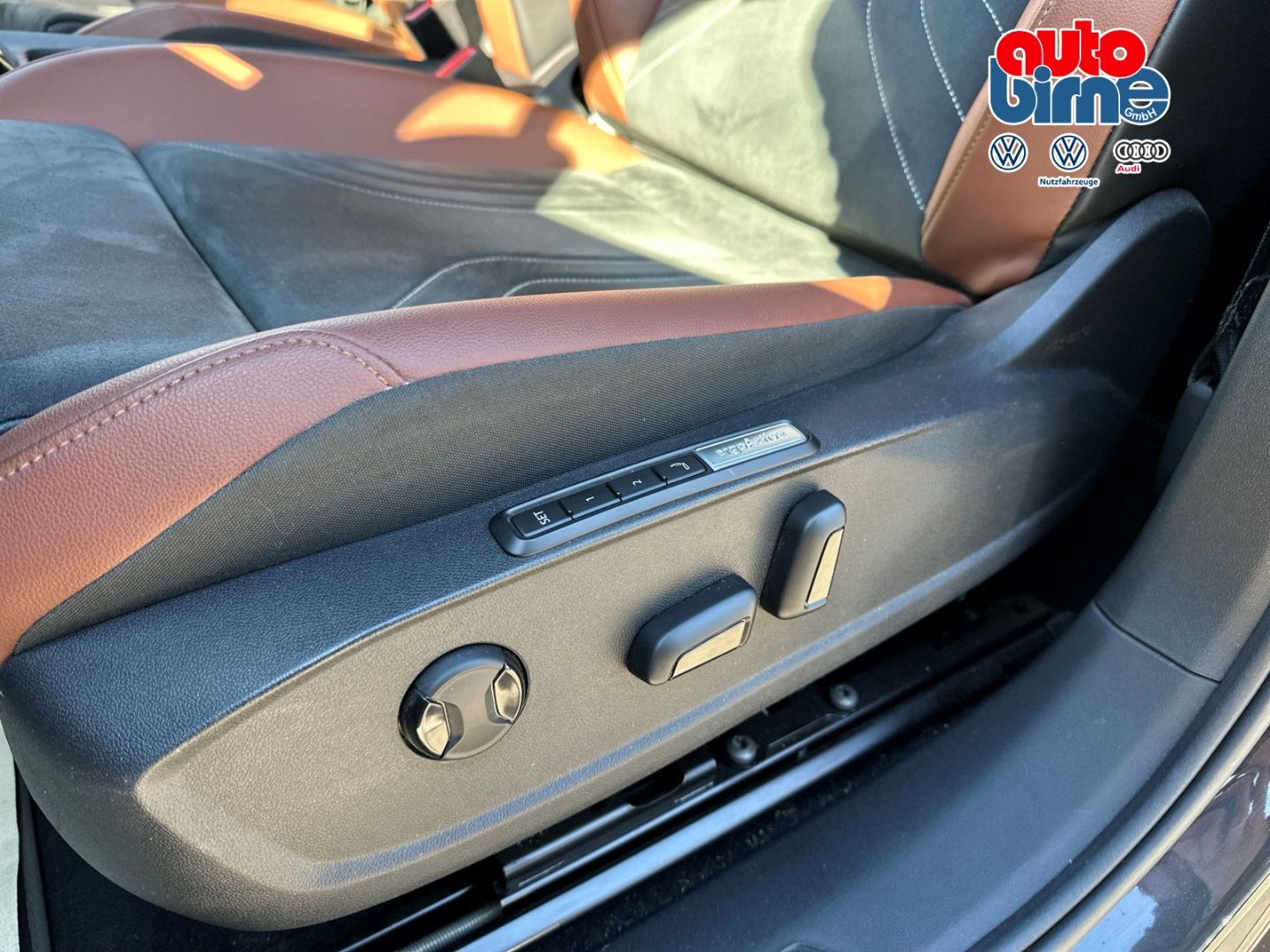 ID.4 Pro Performance Tech HUD AHK-klappbar Panor