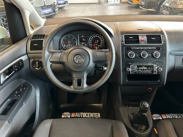 MYAUTOCENTER – Gebraucht- und Jahreswagen mit Werkstattservice in Pfaffenhofen Volkswagen Touran *7-SITZER*TÜV 827*2-ZONEN*PDC*DACHRELING
