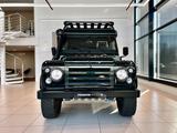 Land Rover Defender 110 Camper - Land Rover Defender: Geländewagen