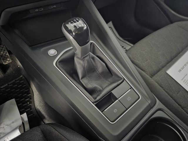 Golf VIII Variant Life 2.0 TDI LED APP ACC KAM e