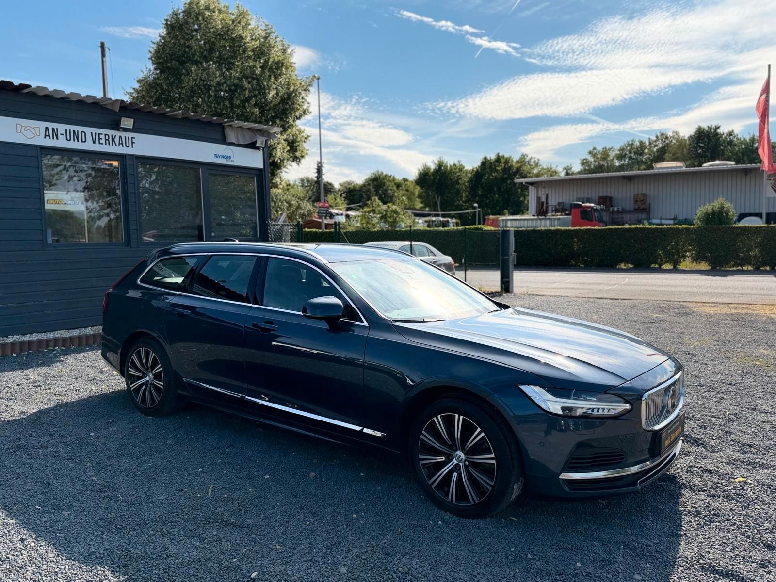 Volvo V90 - 1