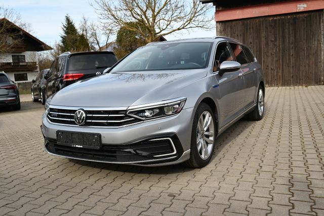 Volkswagen Passat Variant GTE/Voll/Standhzg/Matrix/AHK