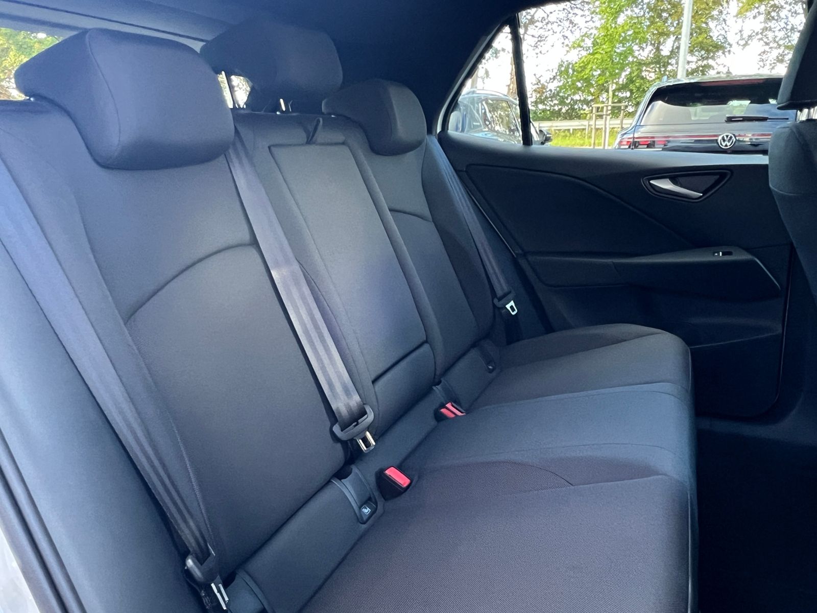 Fahrzeugabbildung Volkswagen ID.3 NEO Life 50 kWh *19" LM-Felge, Ganzjahresre