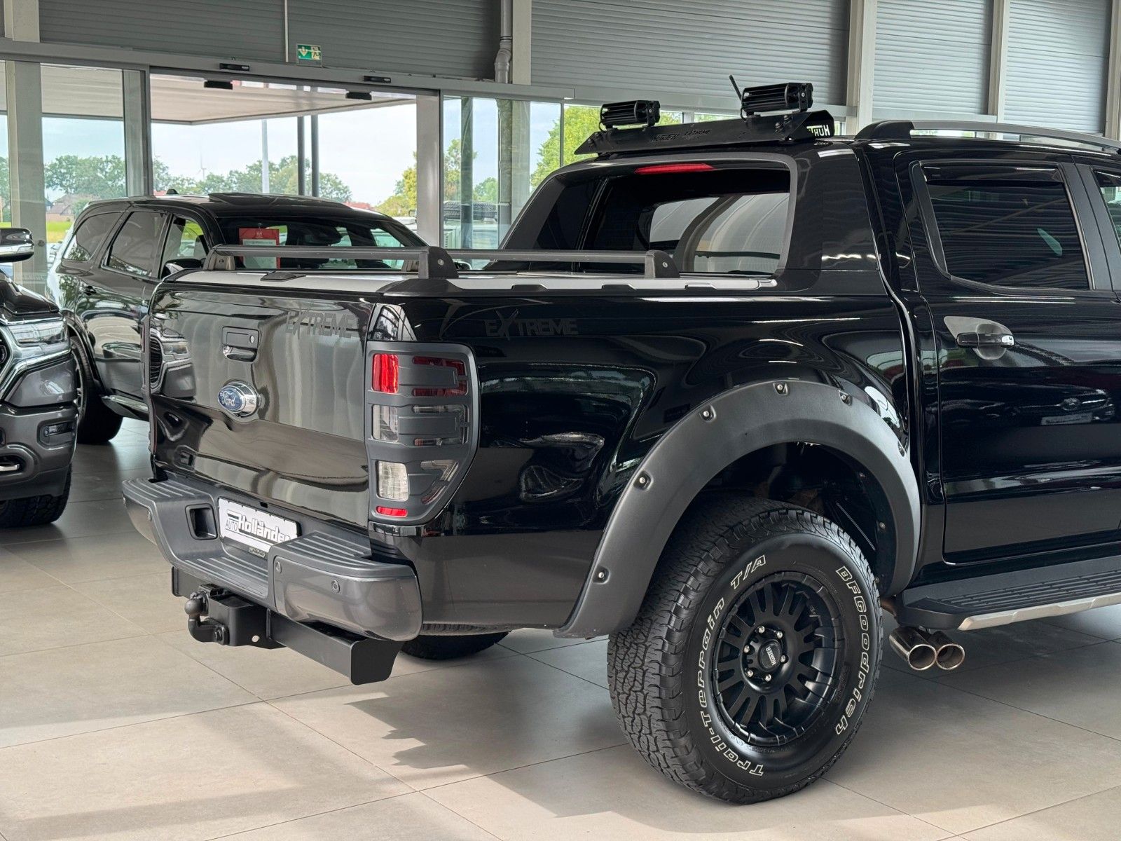 Fahrzeugabbildung Ford Ranger 2.0 TDCi Aut. Panther Wildtrak DoKa 4x4