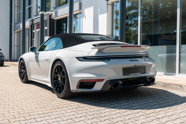 Porsche 992 Turbo S Cabrio/ NACHTSICHT/ INNO DRIVE/ BURM