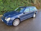 Mercedes-Benz Mercedes Benz E 320 T - Mercedes-Benz E 320 in Düsseldorf