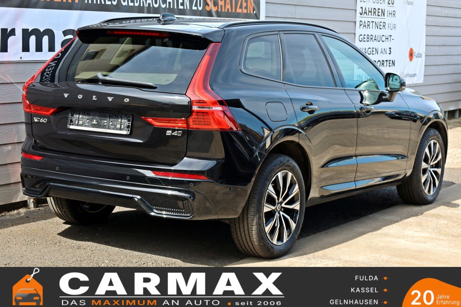 Fahrzeugabbildung Volvo XC60 AWD Plus Dark Leder,LED,Panorama,360° Cam