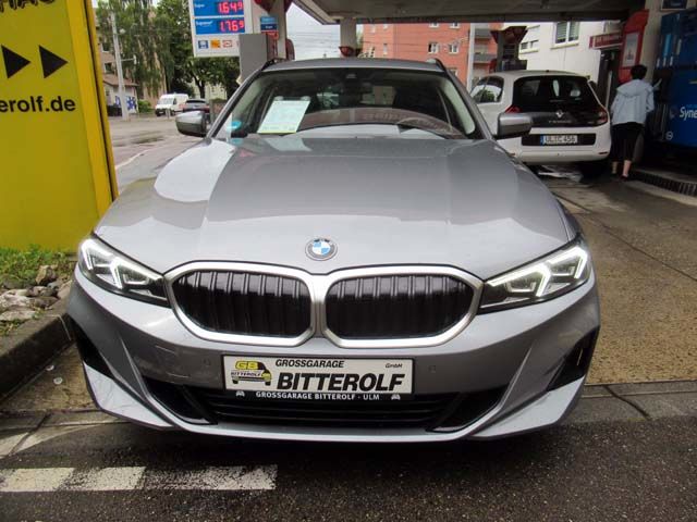 BMW 320d Touring xDrive Aut Navi/curved/SHZ/PDC foto 8