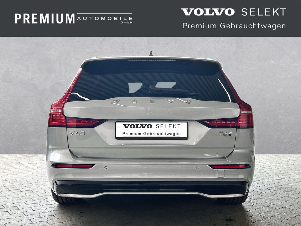Volvo V60 Plus Dark T6 Recharge Plug-In Hybrid AWD