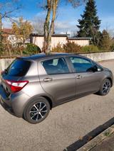 Toyota Yaris 1,5-l-Dual-VVT-iE - - Toyota Yaris von privat