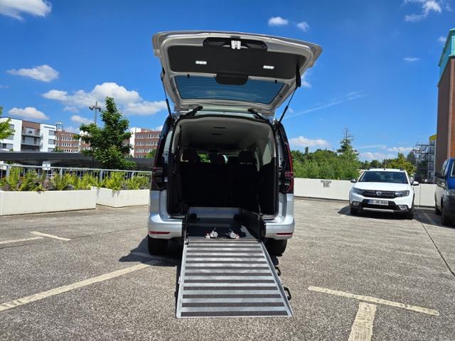 Volkswagen Caddy Maxi Life Rollstuhlrampe