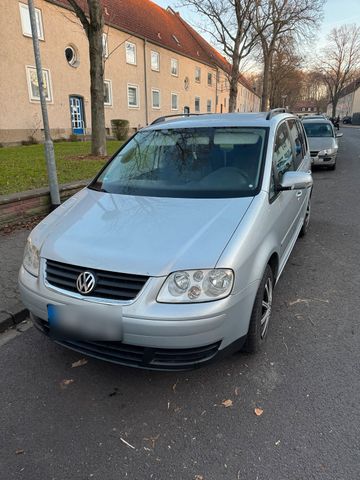 Volkswagen Vw touran 1.9 diesel  7 Sitzplätzen