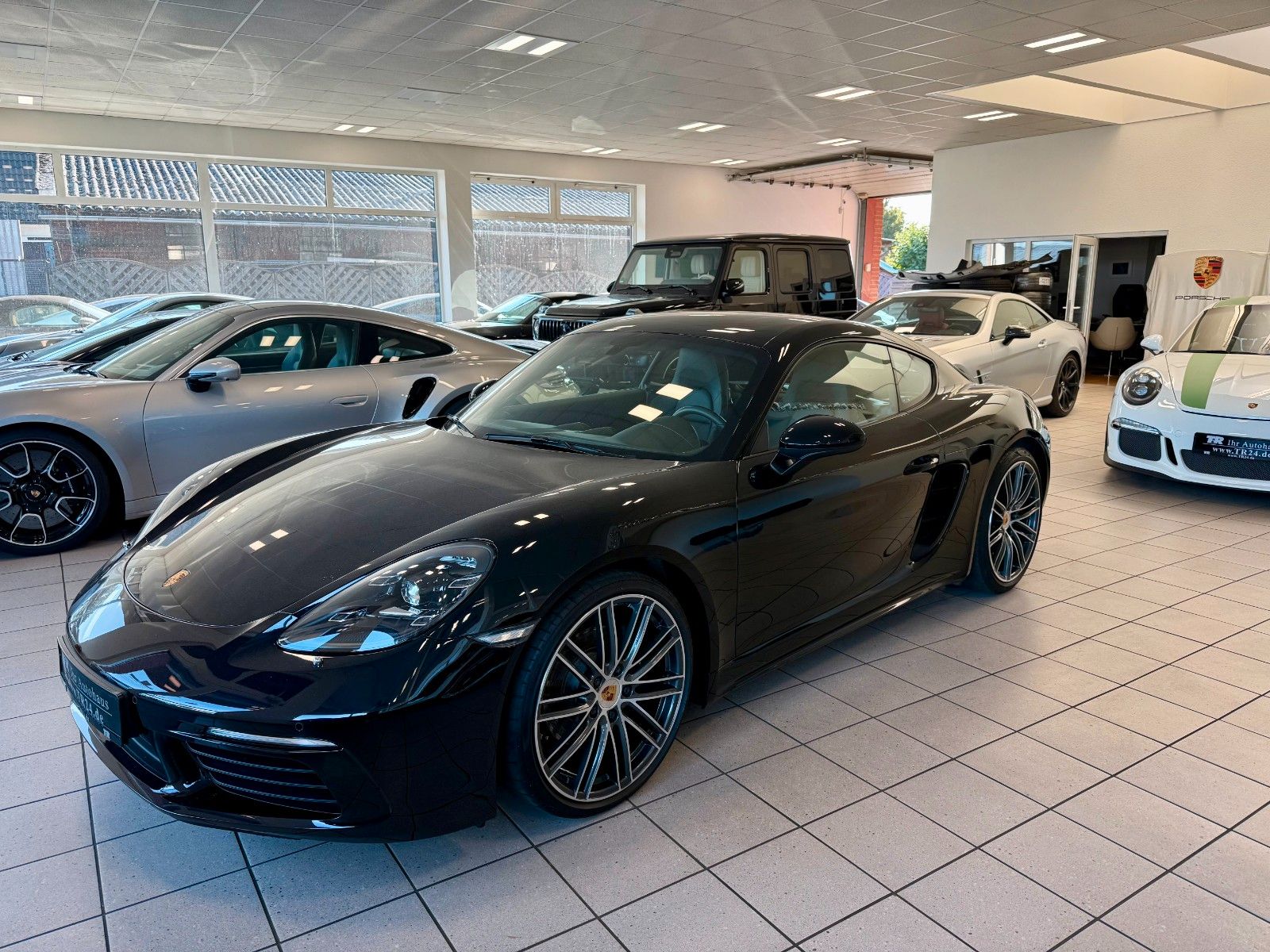 Fahrzeugabbildung Porsche 718 Cayman PDK PASM / LED / Kamera / BOSE