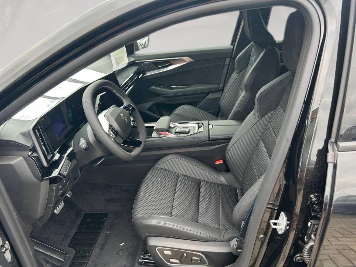 Fahrzeugabbildung Renault Austral Esprit Alpine Full Hybrid E-Tech 200