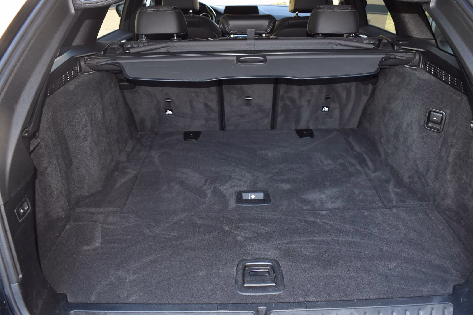 BMW 520i Touring Head-Up HiFi LED WLAN RFK Shz PDC