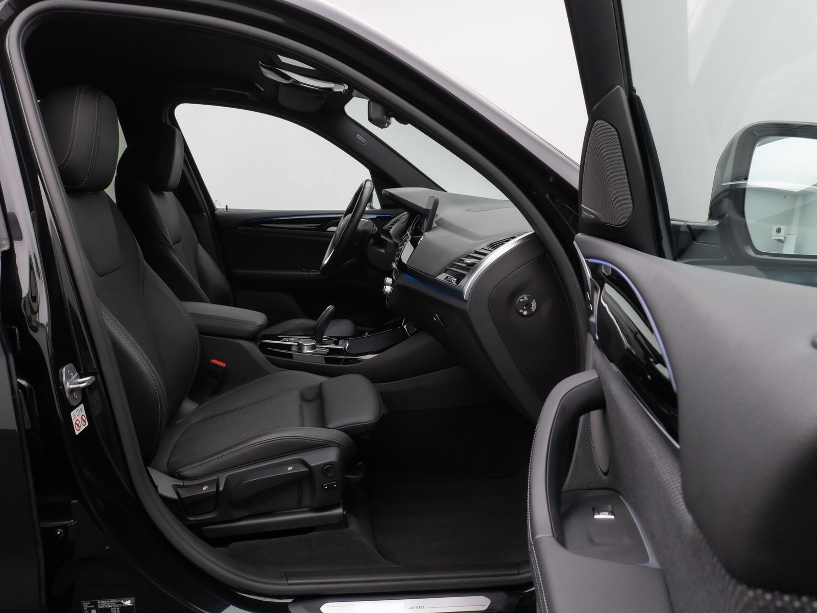 Fahrzeugabbildung BMW X3 xD20d xLine Kamera HUD H/K Komfort Sport 19"