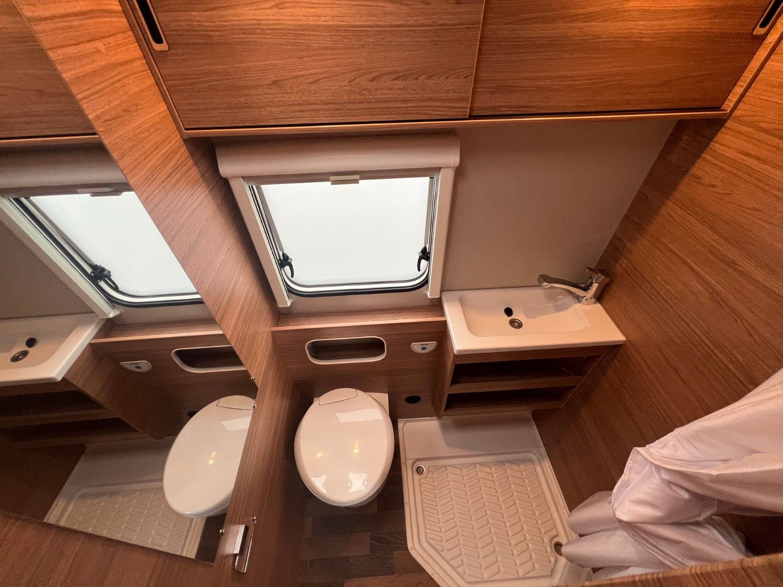 Fahrzeugabbildung Weinsberg CaraHome 650 MEG