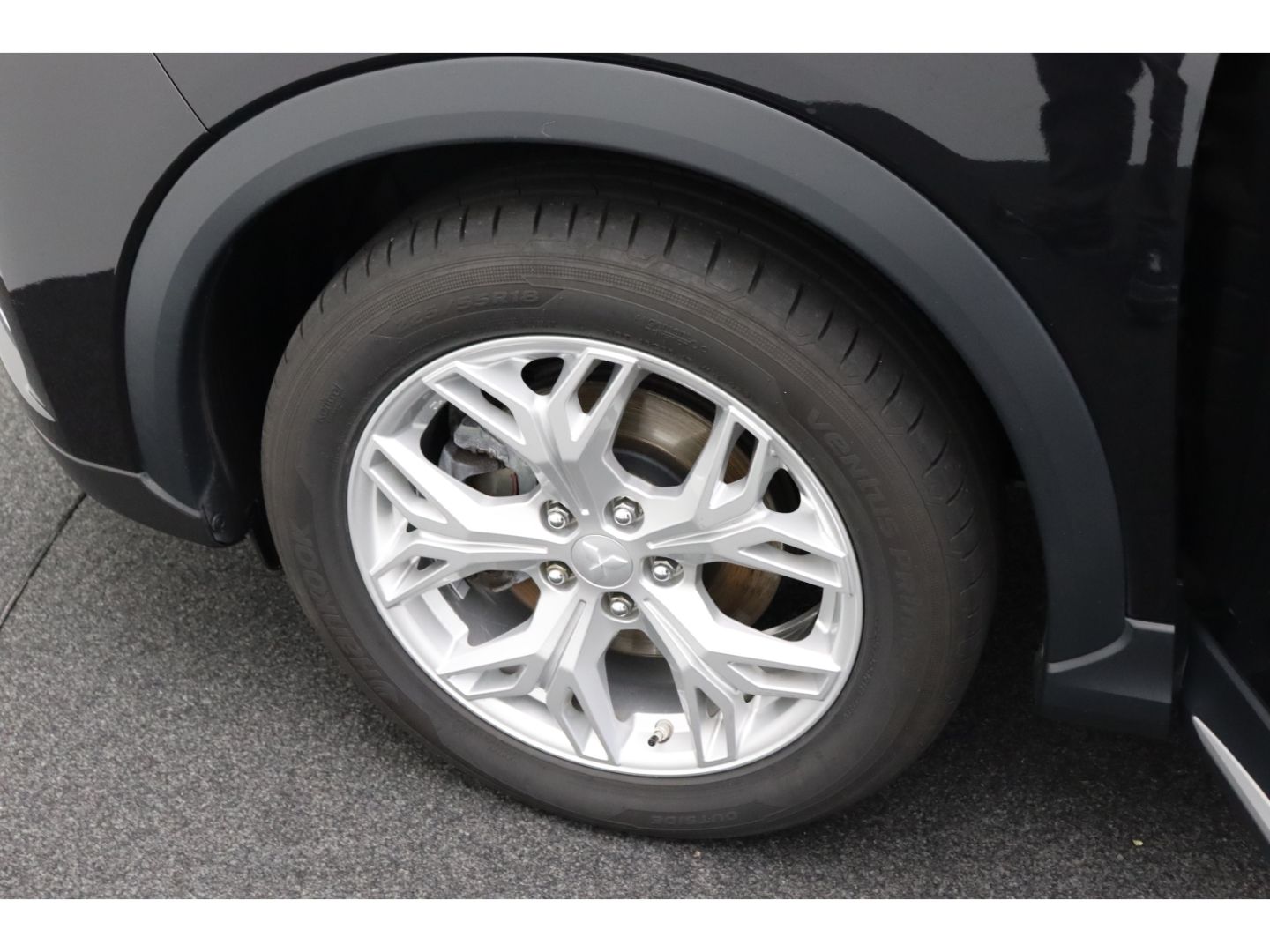 Fahrzeugabbildung Mitsubishi Eclipse Cross Intro Edition 2WD ACC Totwinkelass