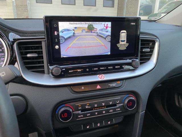 Kia Ceed_sw Sportswagon 1.5 T-GDI DCT Spirit Navi+Si