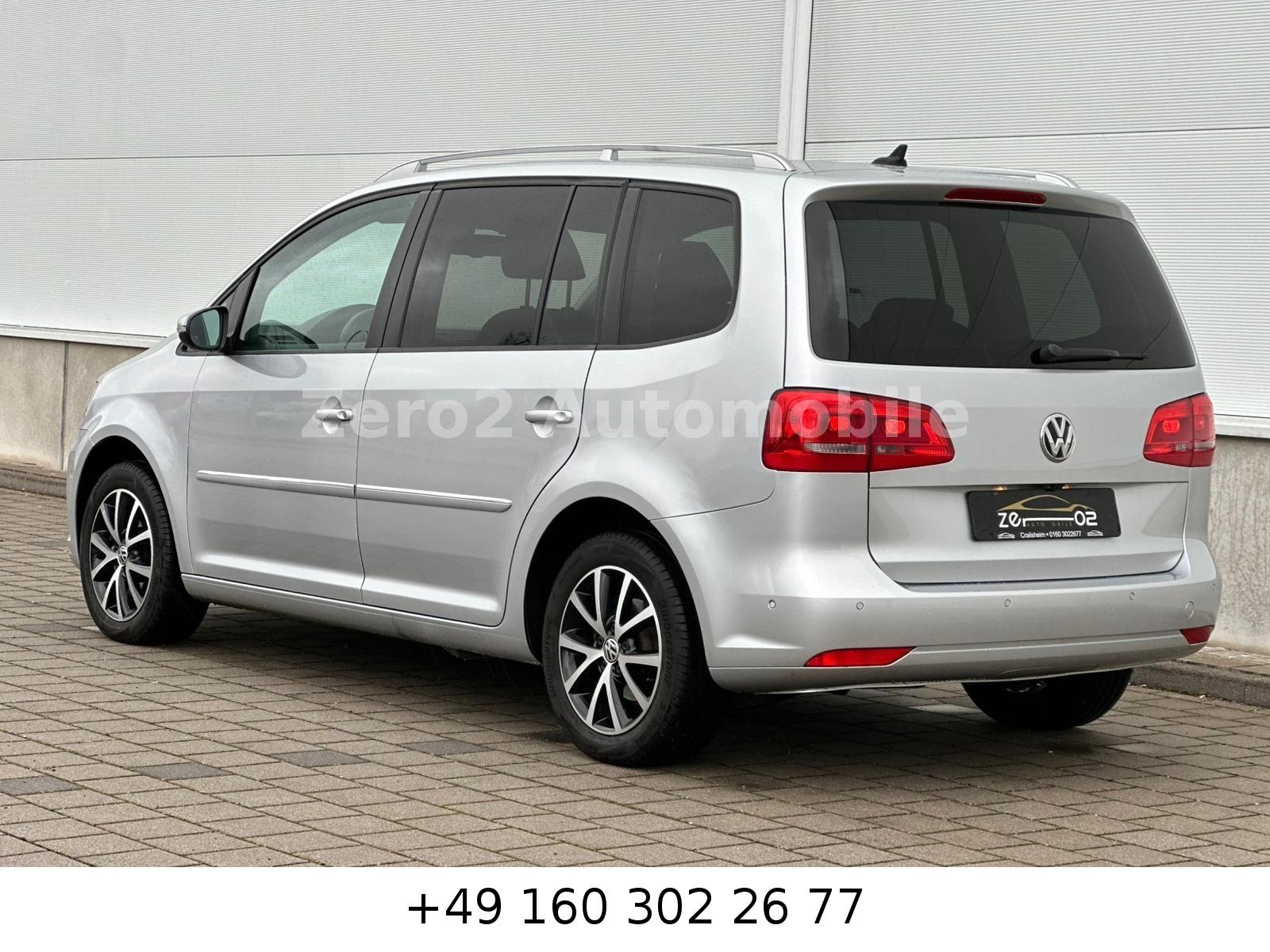Volkswagen Touran Highline*DSG*LED*Stanheizung*AHK*Panorama