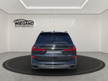 BMW X7 - 4