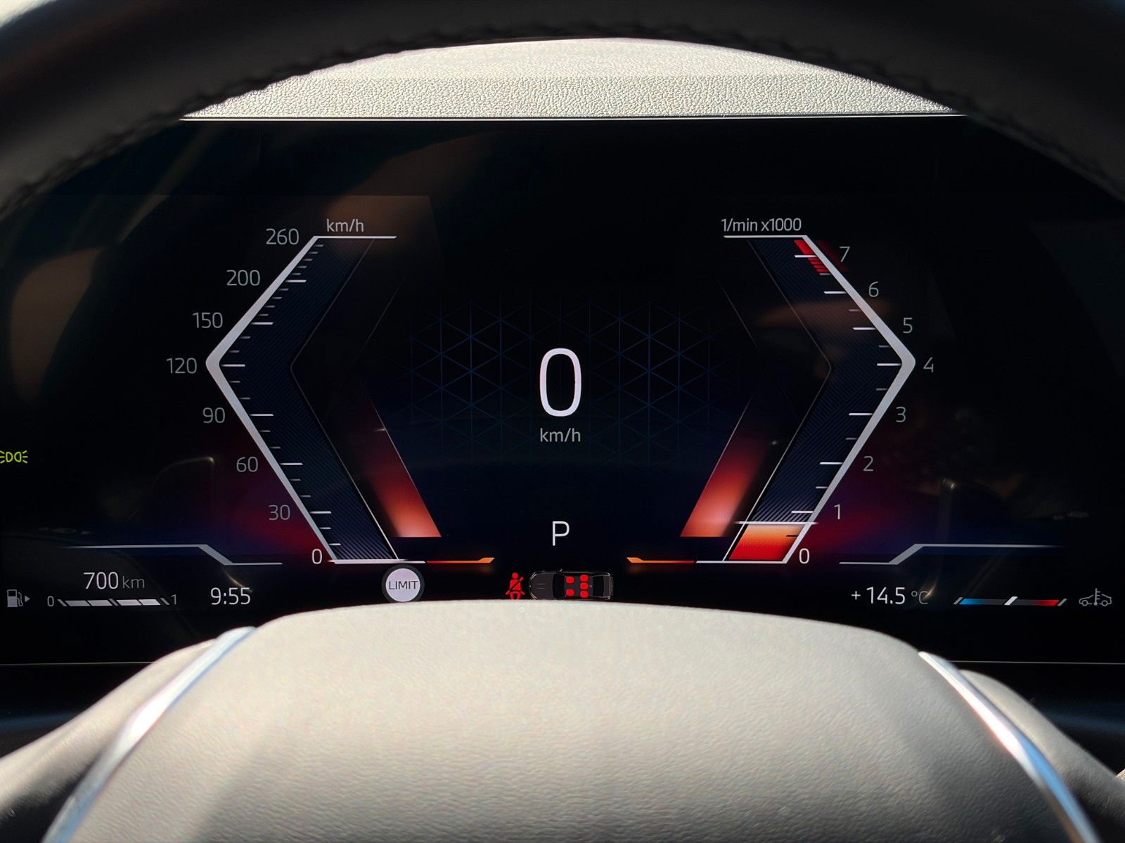Fahrzeugabbildung BMW 318i Limo Autom. SHZ LED LKA TEMP CarPlay Navi