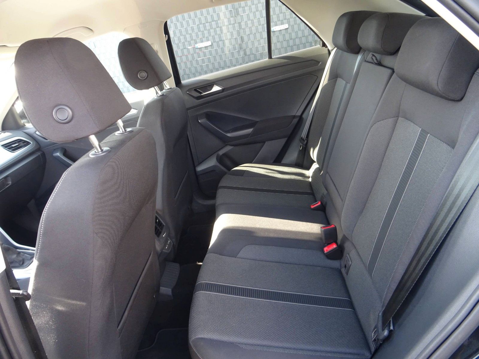 Volkswagen T-Roc 1.0 TSI Life Virt Led Navi/App PDC SHZ foto 8