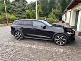 Volvo V60 Cross Country D4 AWD Geartronic Pro Pro - Volvo V60 Cross Country mit Diesel-Antrieb: Automatik