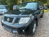 Nissan Navara 2.5 dCi 4 porte Double Cab WoRK - Nissan Navara: Allradantrieb, 2.5