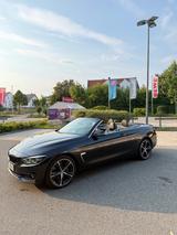BMW 440i xDrive Cabrio Sport Line A Sport Line - schwarze BMW 440