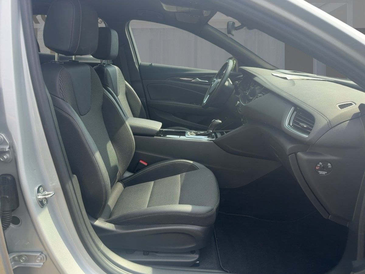 Opel Insignia - Bild 8