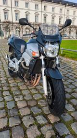 Suzuki GSR 600 - SUZUKI 2007 600 GSR