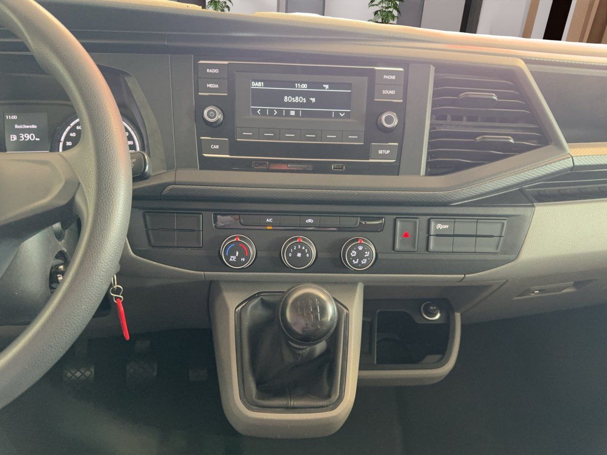Fahrzeugabbildung Volkswagen T6.1 2.0 TDI Pritsche Doppelkabine LR AHK